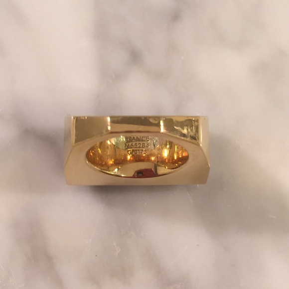 Louis Vuitton Ring - Picture 5 of 7